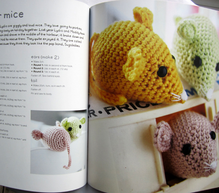 Super-cute Crochet by Nicki Trench