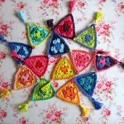 Free Crochet Pattern - Baby Bunting - Crafts - Free Craft Patterns