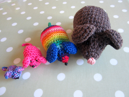 four sizes of crochet mouse