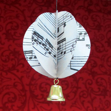 Music Tree Decoration for Advent Calendar Day Sixteen