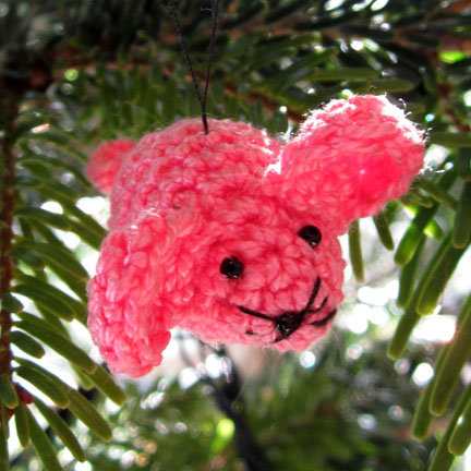 Pink Crochet Mouse Xmas Dec
