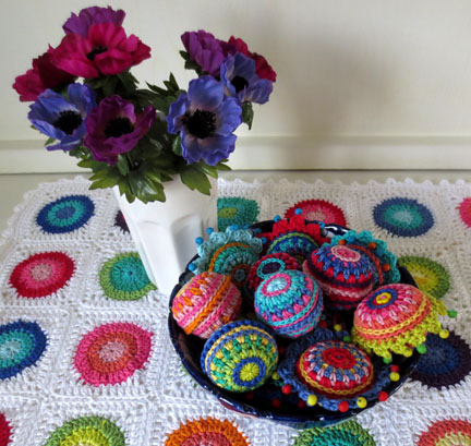 a bowlful of crochet balls