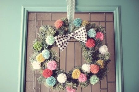 pompom wreath - christmas countdown day 5