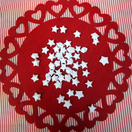 origami stars Christmas Countdown day 3