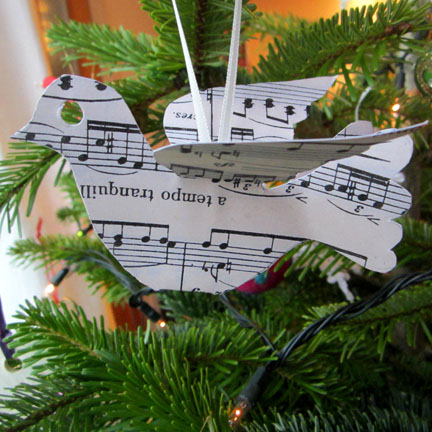 Christmas tree decoration | bird | paper | music | 