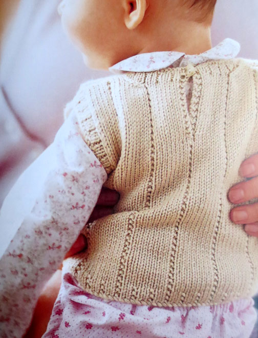 baby knits - tanktop Debbie Bliss