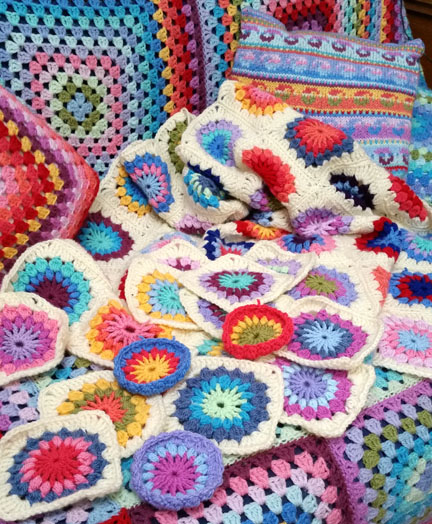 Mollie Makes and a Happy Friday blanket
