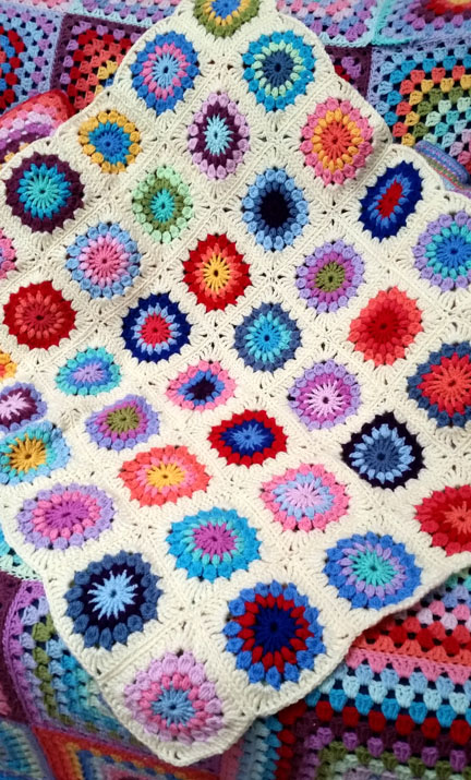 Happy Friday Jane Brocket crochet blanket
